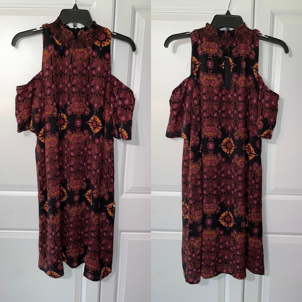 Boho  Mock Neck Cold Shoulder Shift Dress
